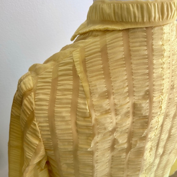 Vintage 1970s Yellow Pleated Seersucker Maxi Duster Robe Hostess Gown Dress - Picture 9 of 13